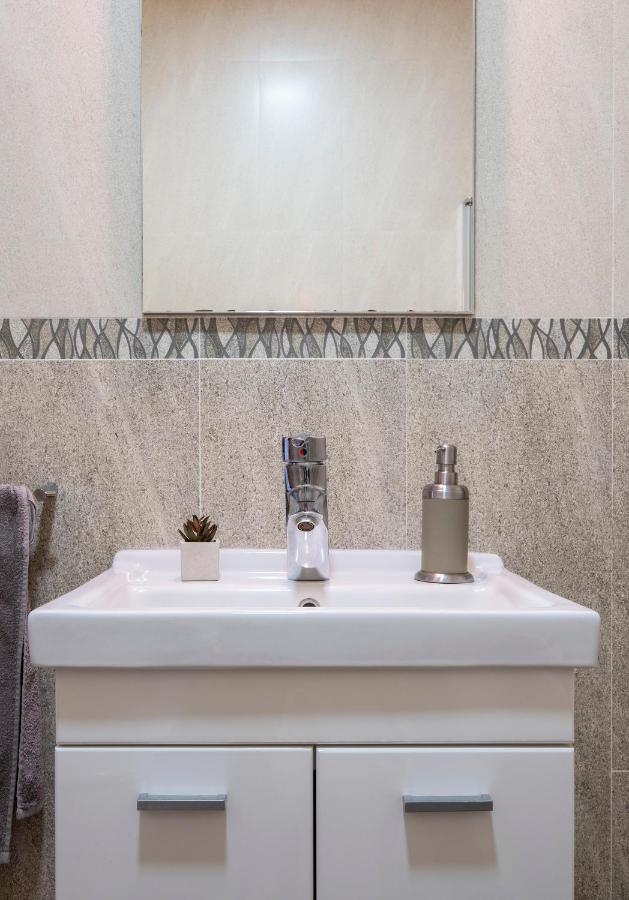 Paim Apartments Ponta Delgada المظهر الخارجي الصورة