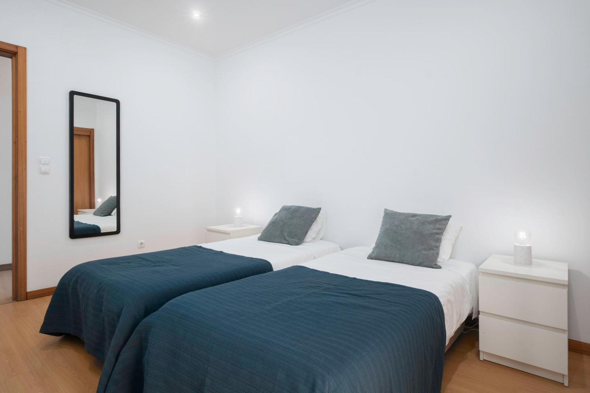 Paim Apartments Ponta Delgada المظهر الخارجي الصورة