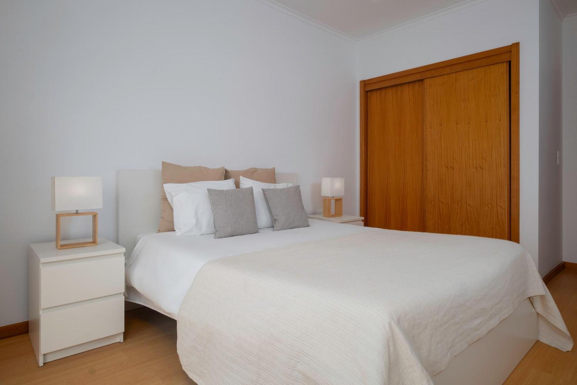 Paim Apartments Ponta Delgada المظهر الخارجي الصورة