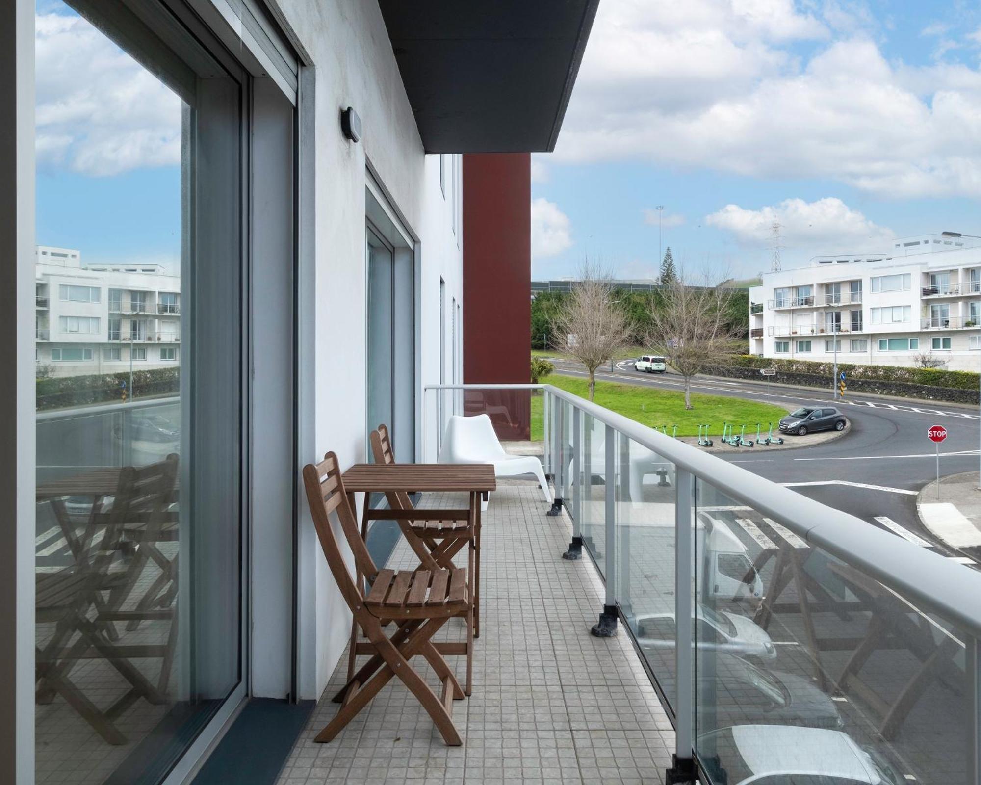 Paim Apartments Ponta Delgada المظهر الخارجي الصورة